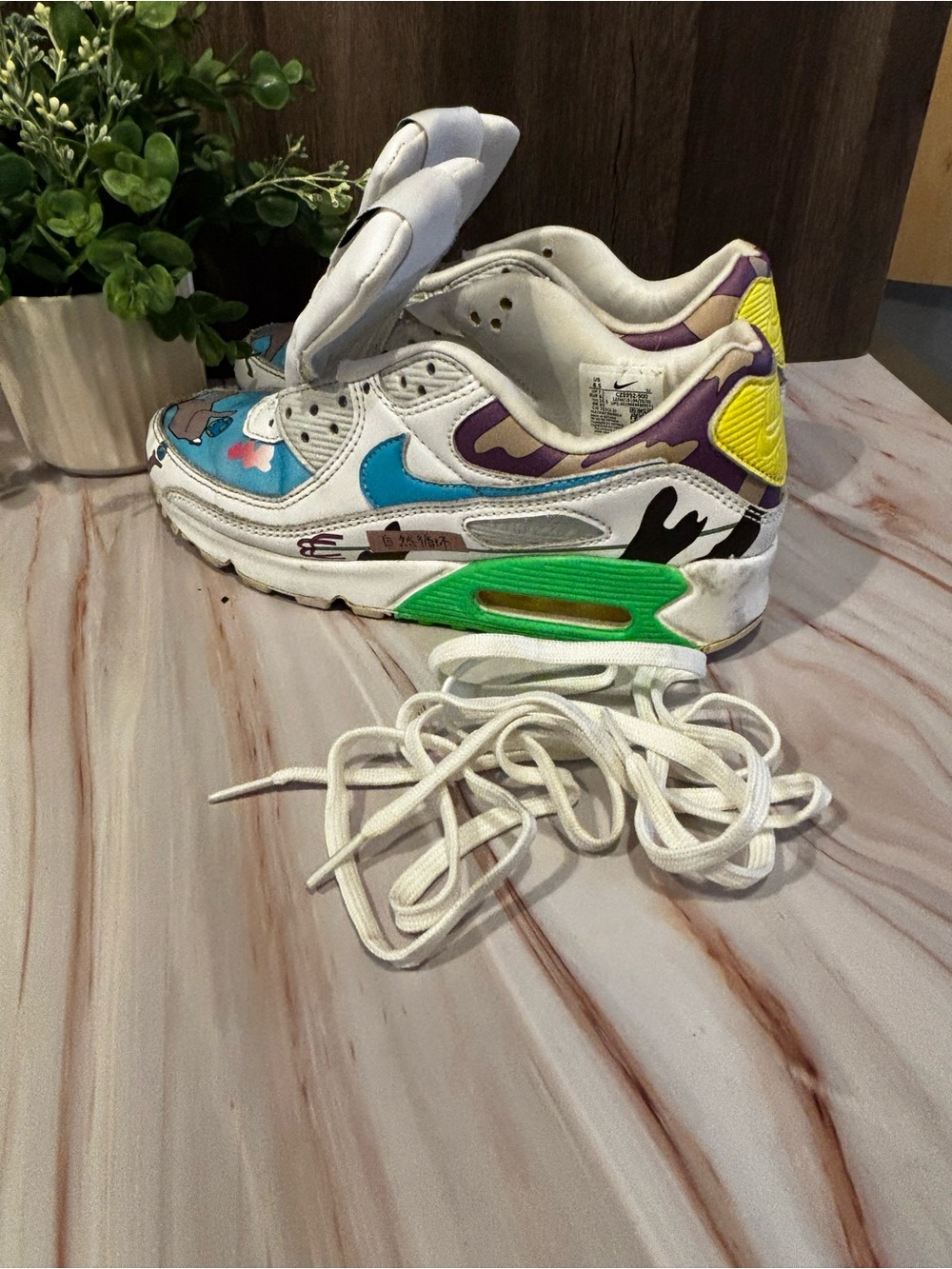 Nike White Teal Purple Green Graphic Low-Top Flats - Picture 12 of 16